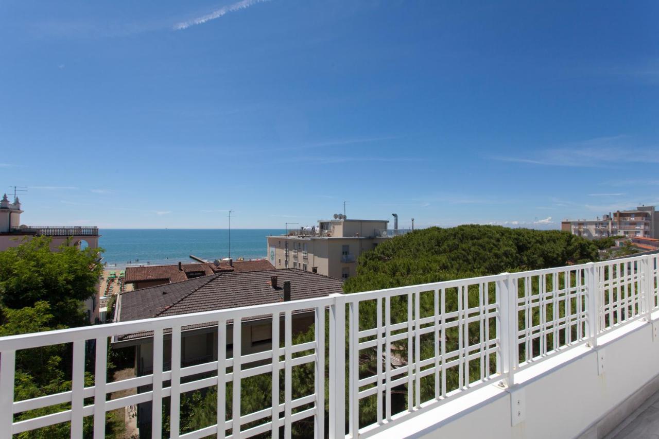 Camera Superior Plus Matrimoniale/Doppia con Letti Singoli con Vista Mare