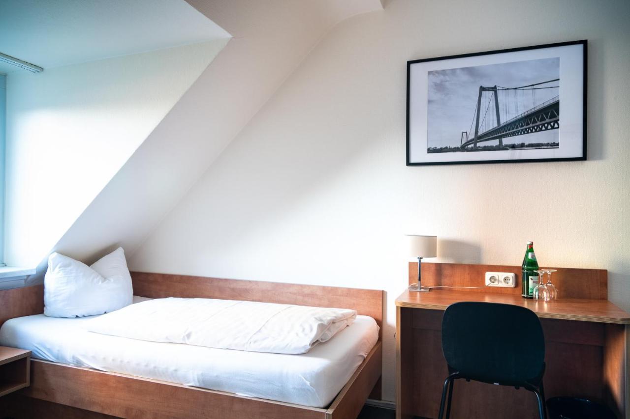 Twin Room,752561120:JPEG