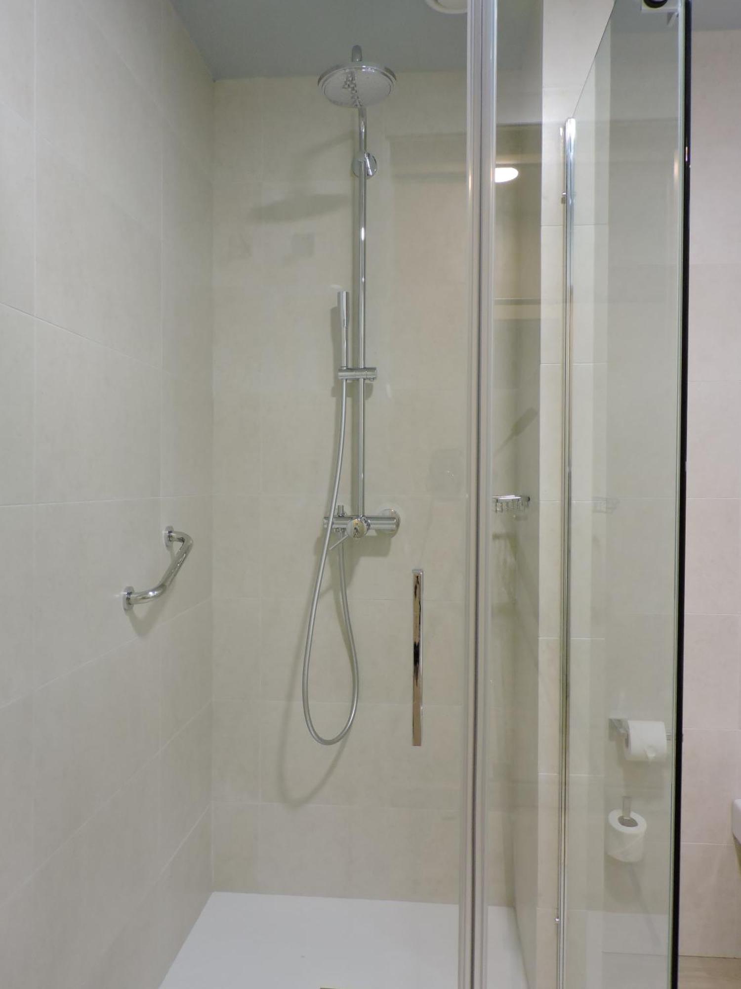 Premium Double or Twin Room,1272759646:JPEG