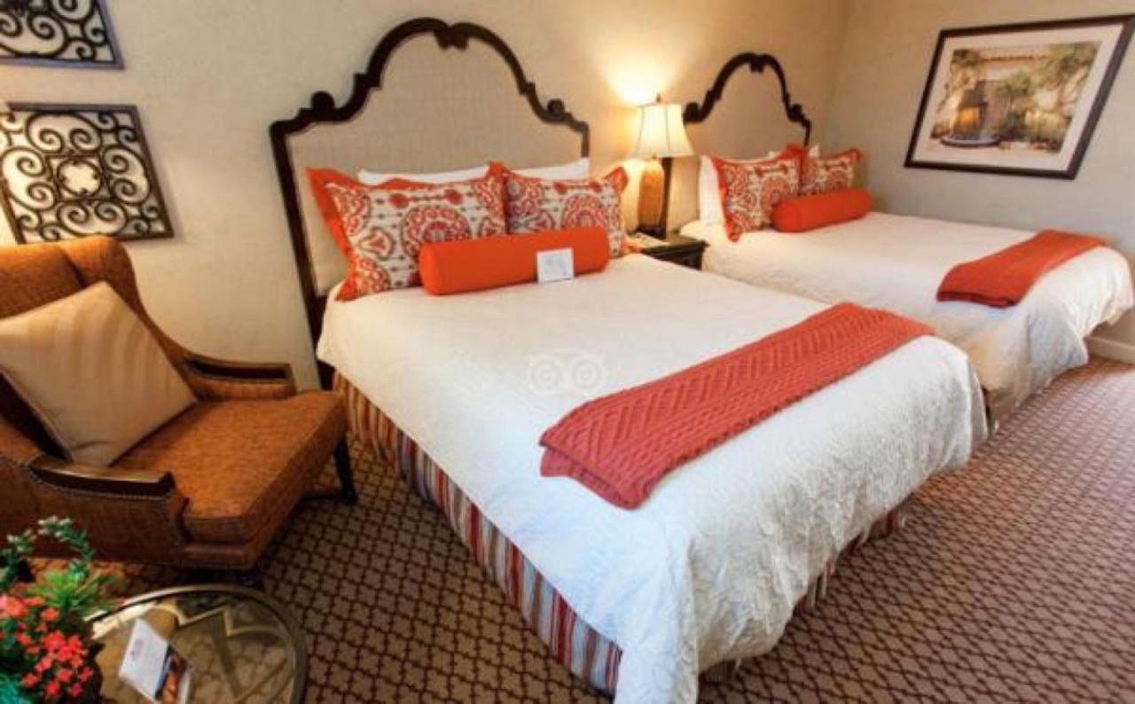 Traditional Two Queen Room