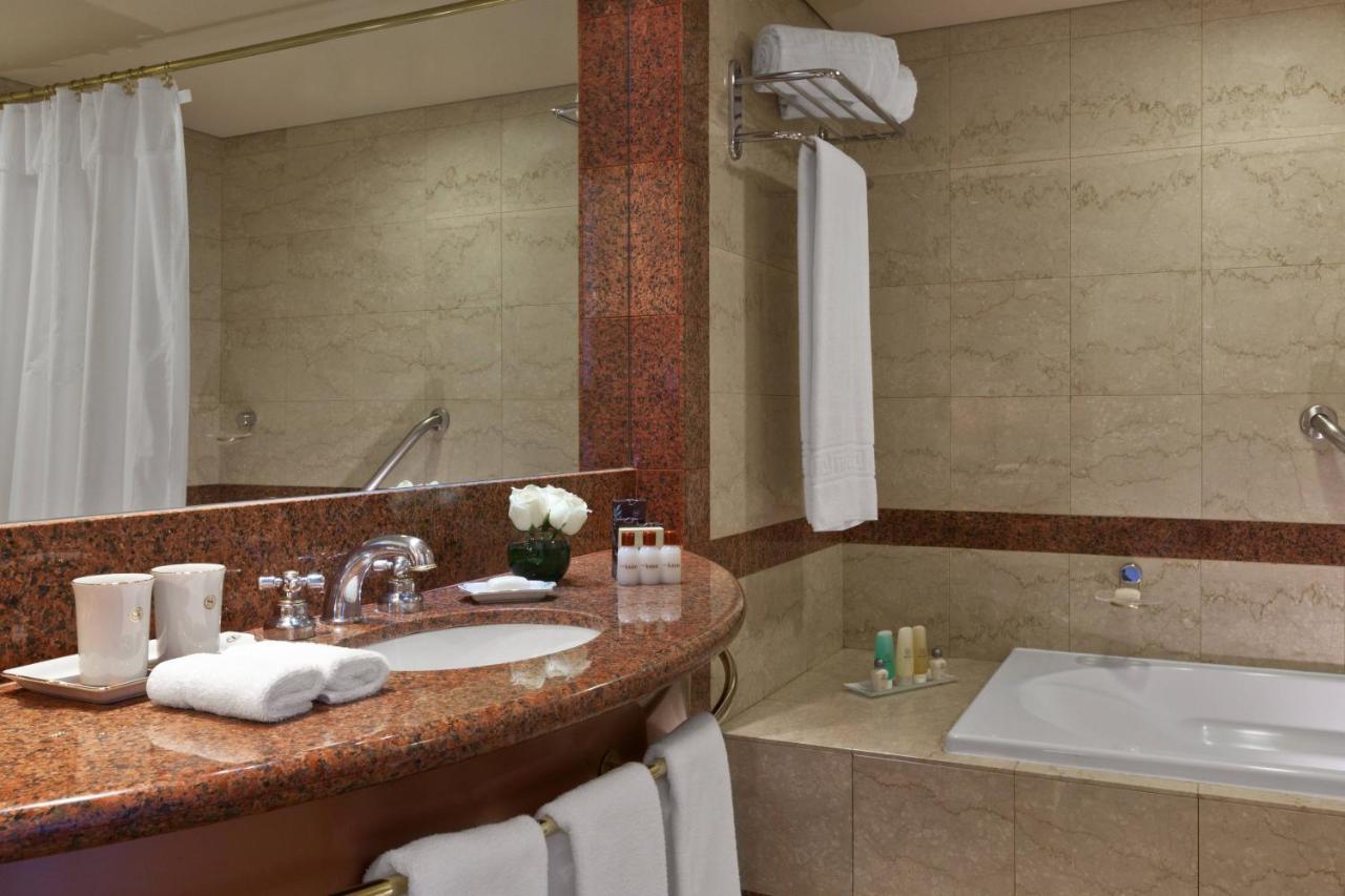 Guest room, 2 Twin/Single Bed(s), High floor
