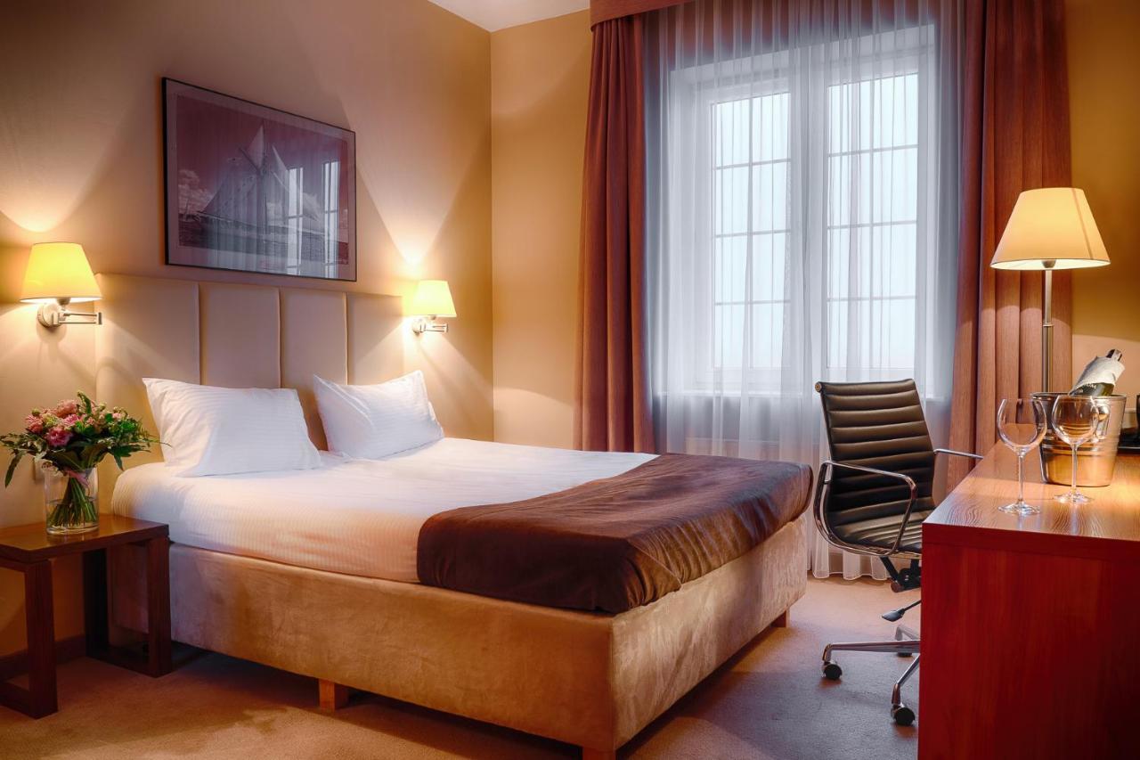 Double Room,1212401920:JPEG