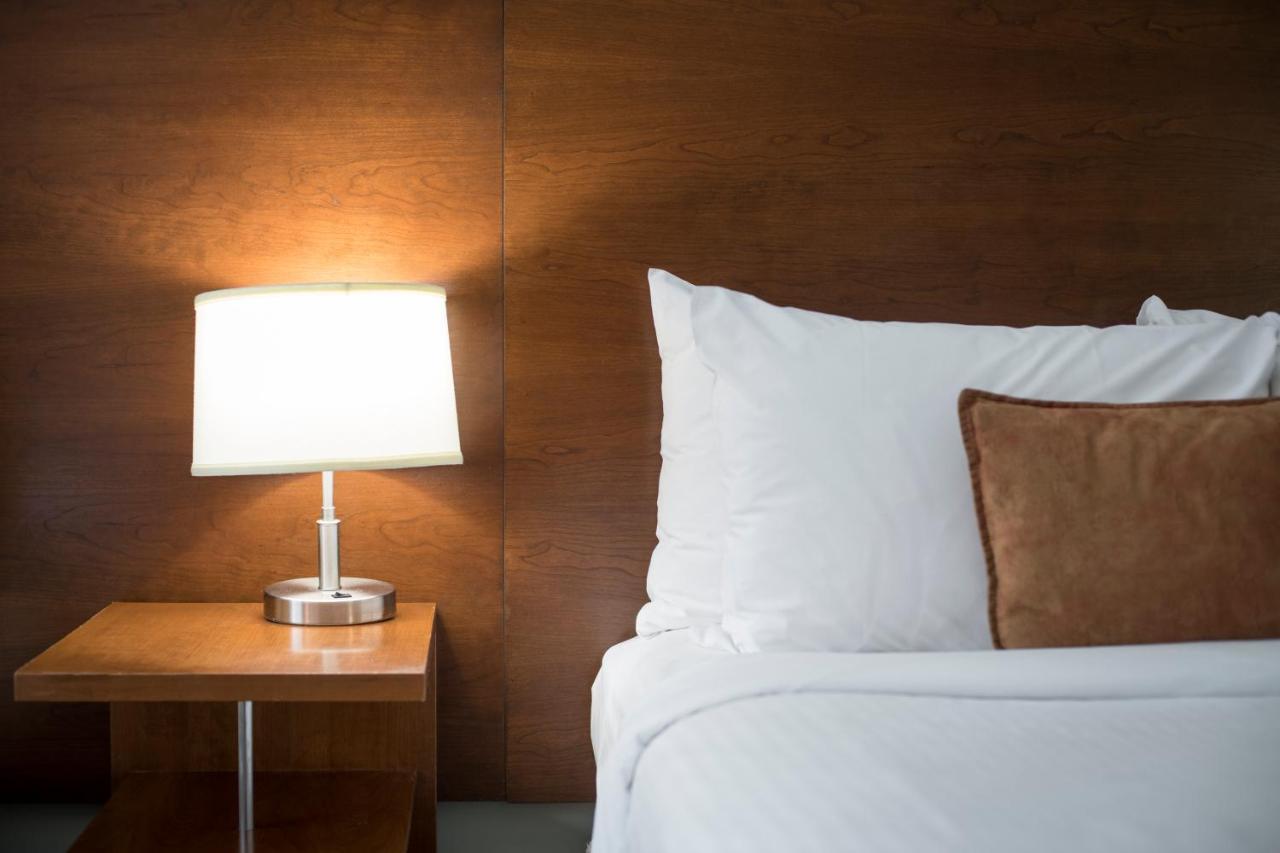 Standard Room with Two Double Beds