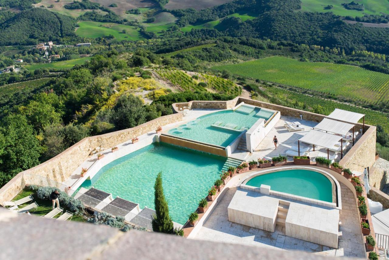 Suíte com Piscina Privativa