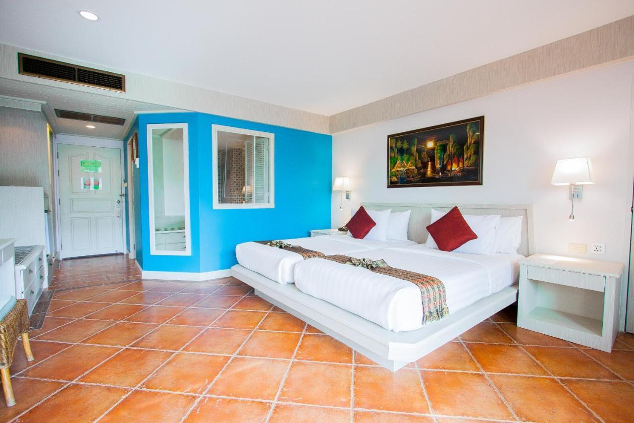 Deluxe Double or Twin Room