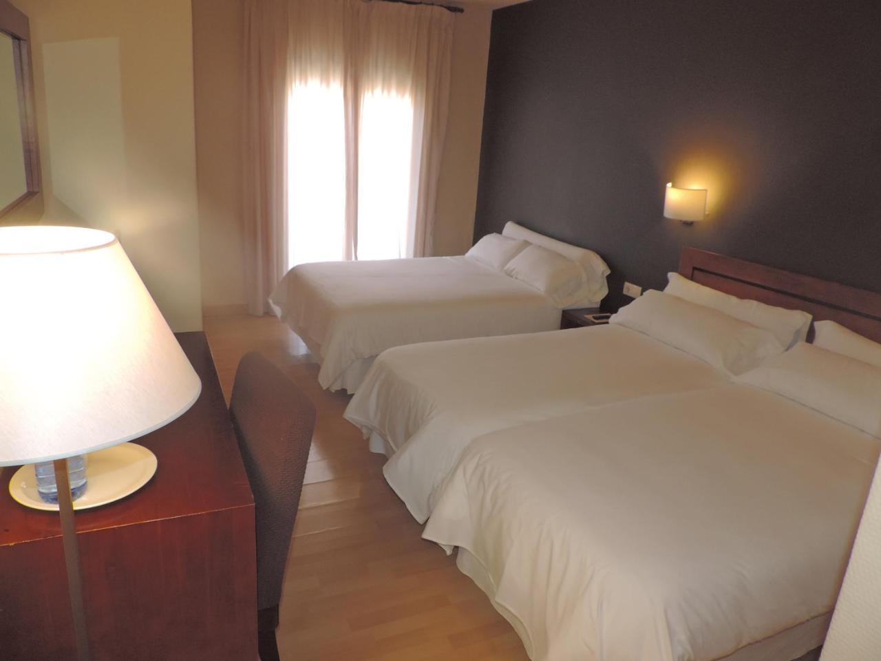 Triple Room,775349215:JPEG