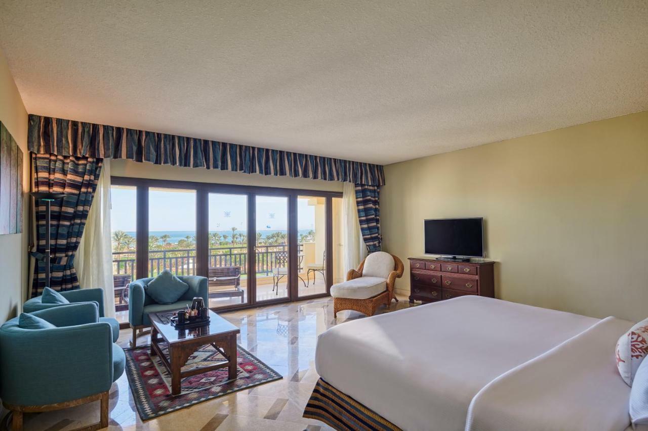 Junior Suite,779402643:JPEG