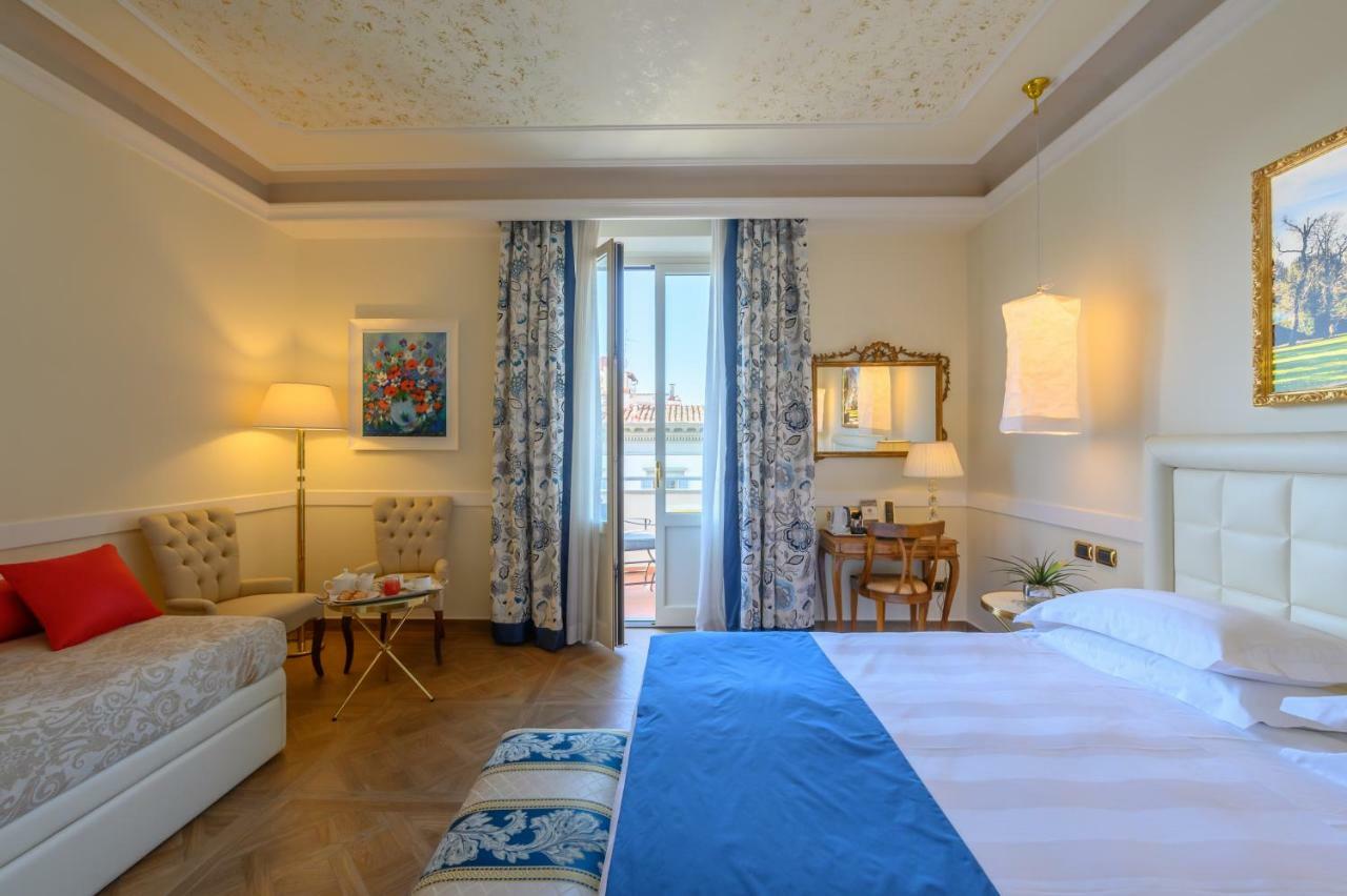 Deluxe Double or Twin Room Balcony