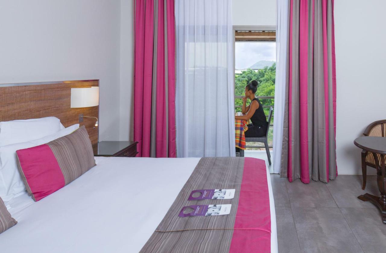 Chambre Lit King-Size avec Balcon