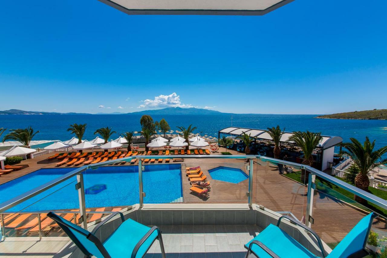Camera Tripla con Balcone e Vista Mare