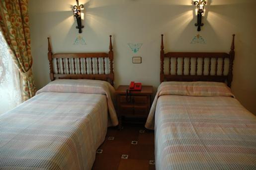 Twin Room,8109364:JPEG
