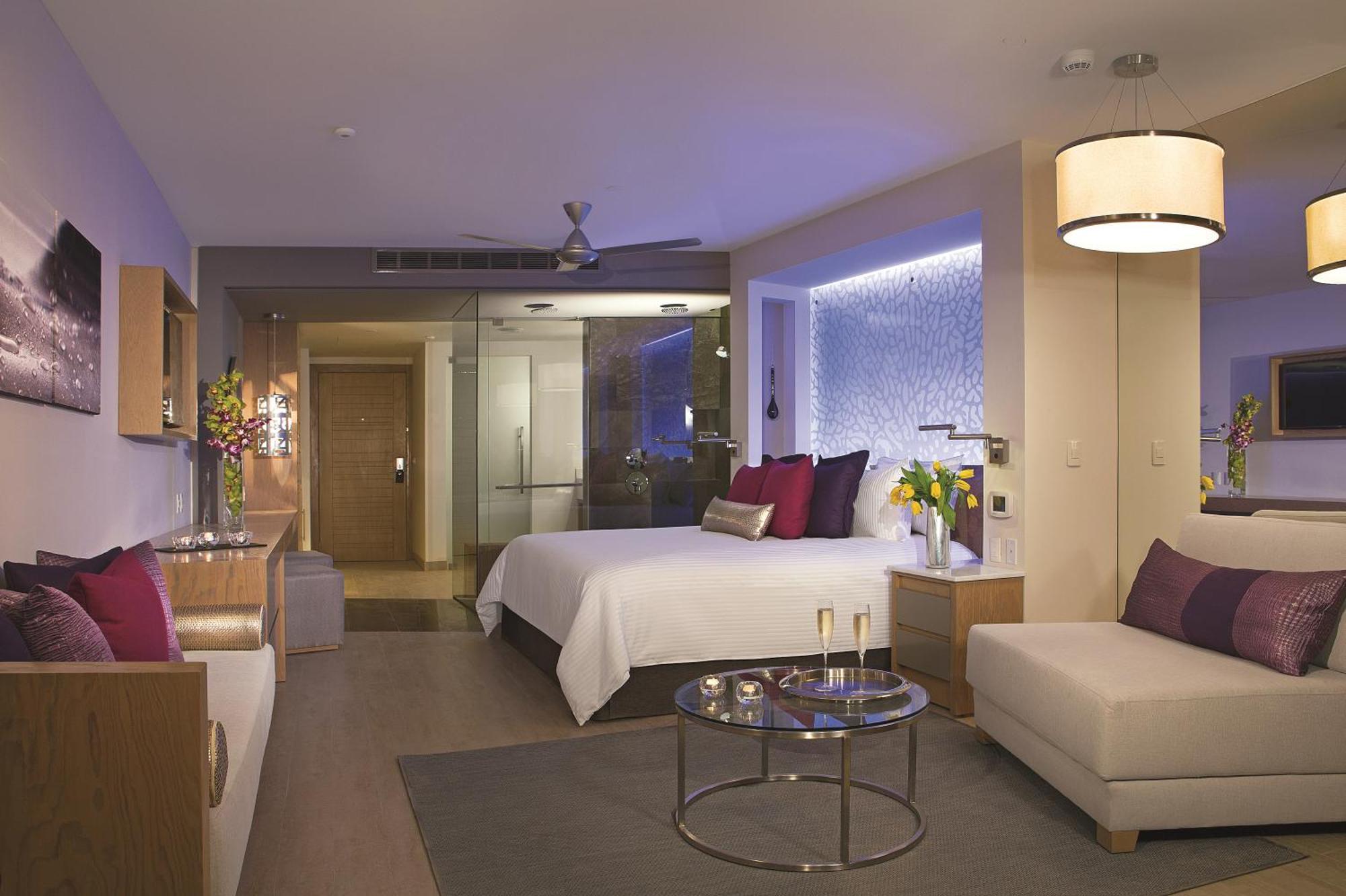 Suíte Júnior Xcelerate com Cama King-size e Vista do Mar