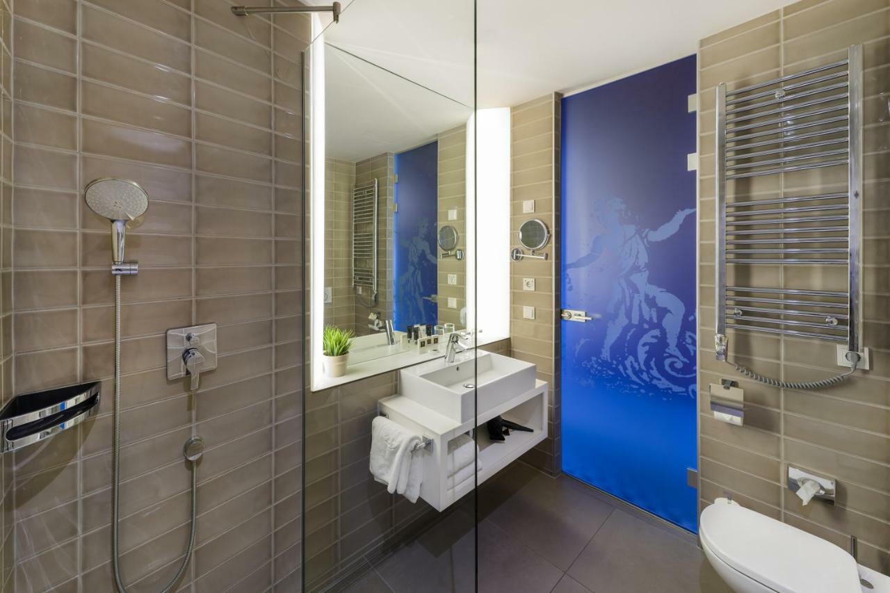 Top Floor Superior Double or Twin room