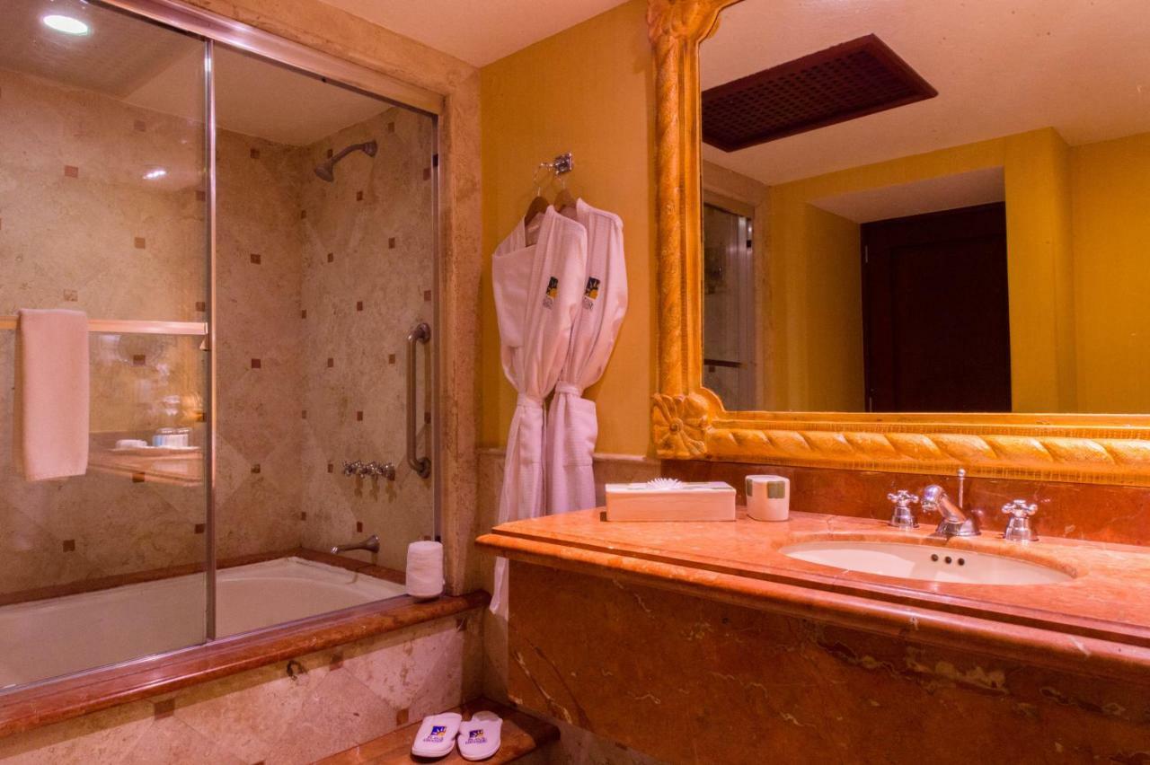 Deluxe Junior Suite