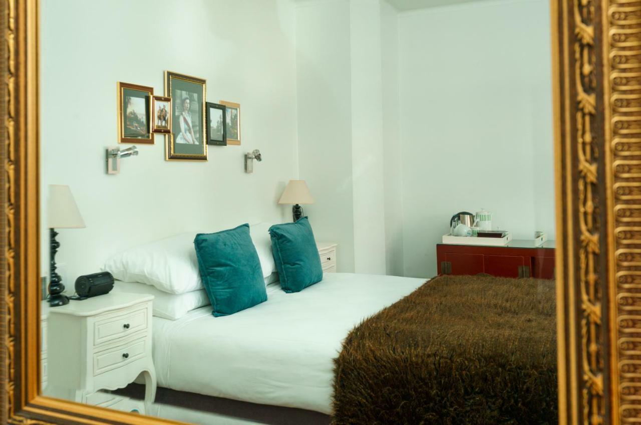 Queen Room with Balcony