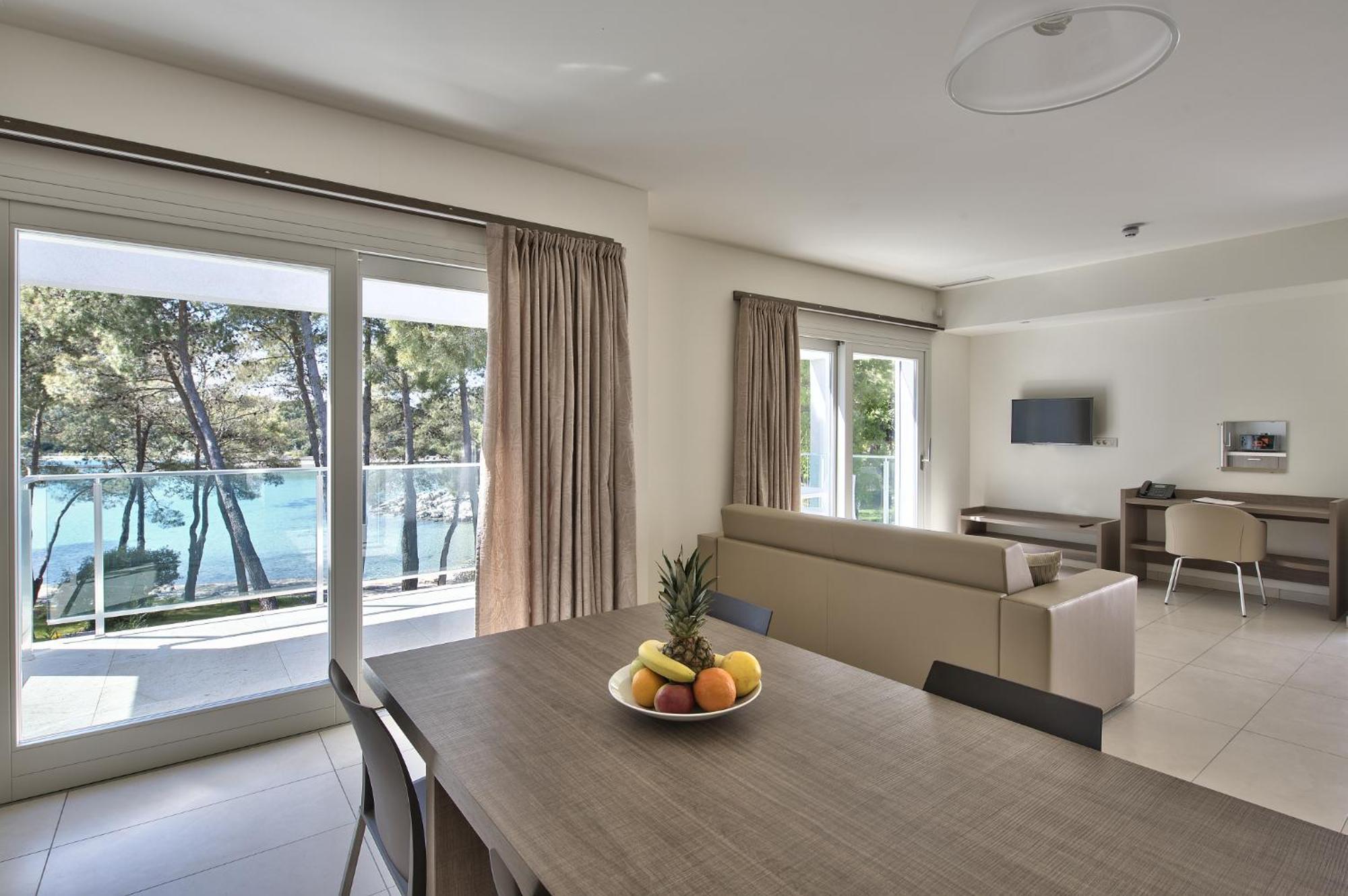 Two-Bedroom Apartment Sea Side View,959682676:JPEG