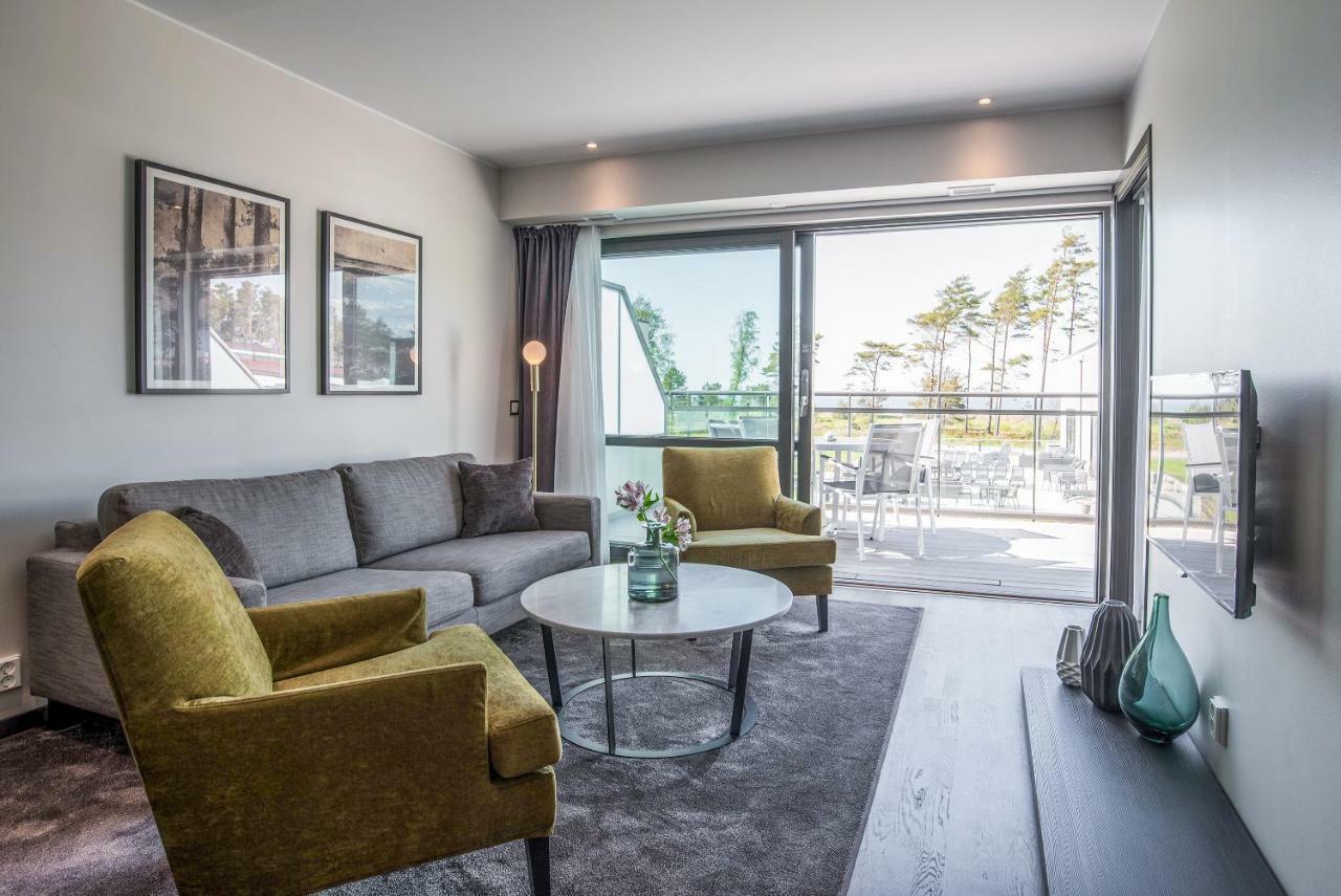 Deluxe Apartment Courtyard Views