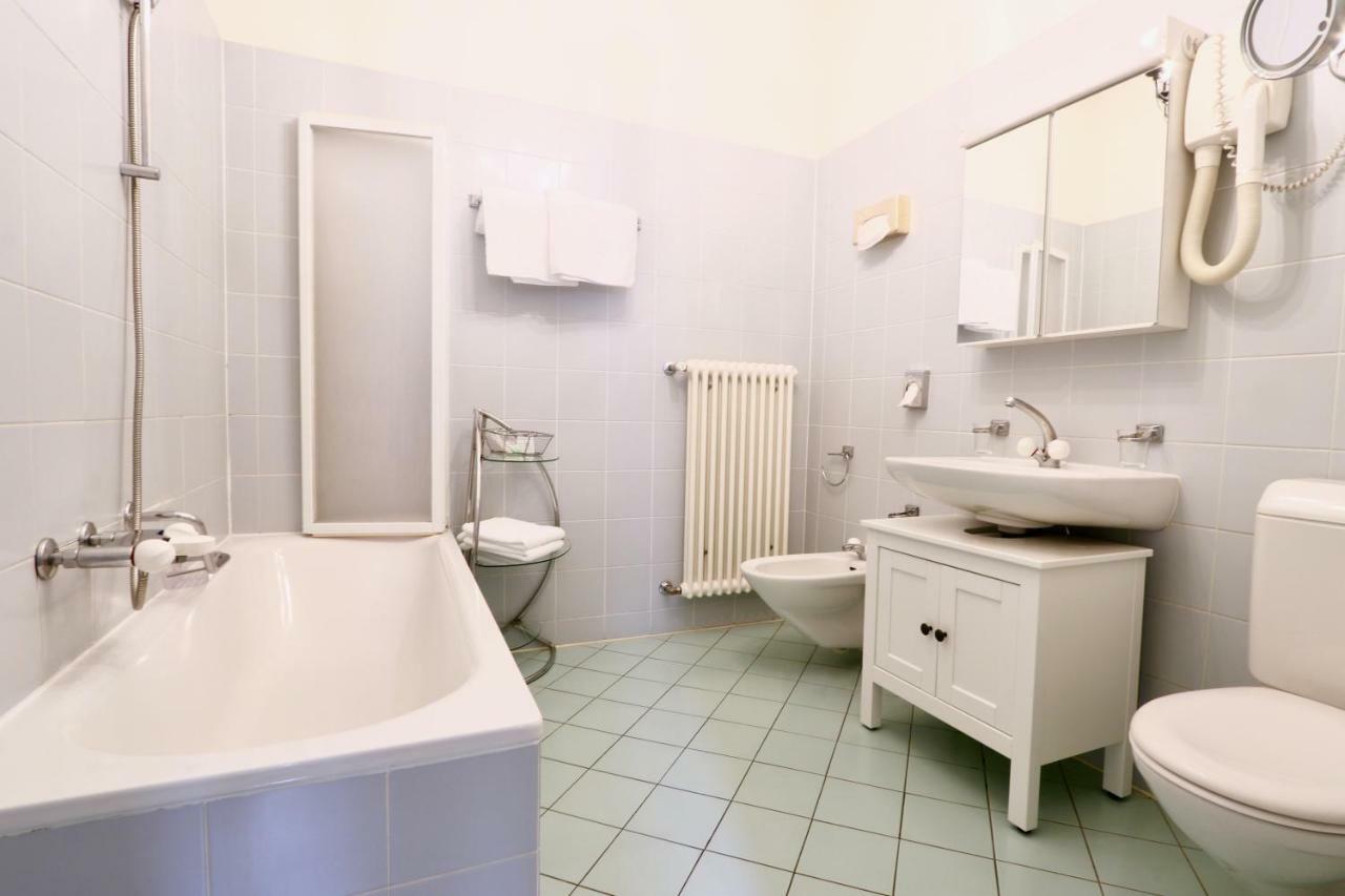 Superior Double Room,908711764:JPEG
