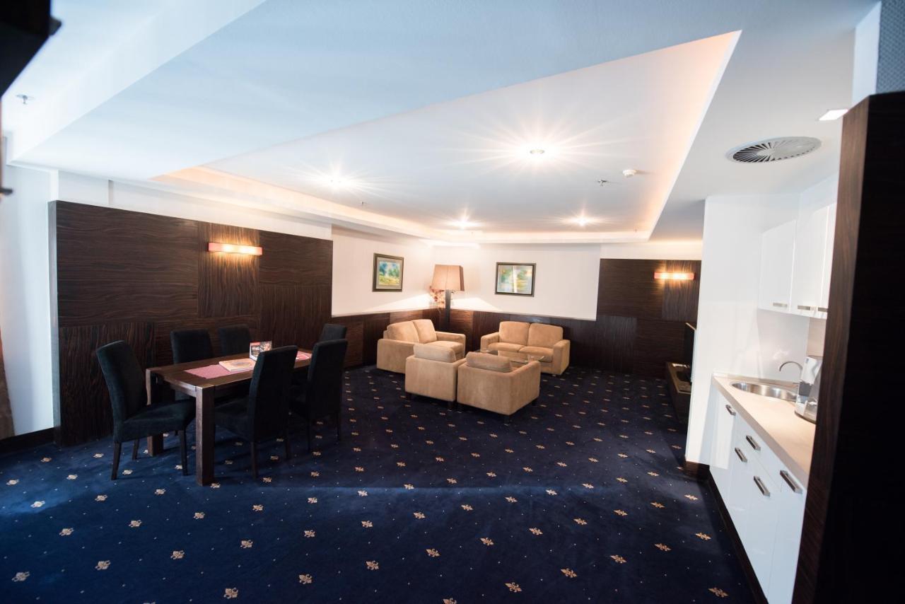 Presidential Suite