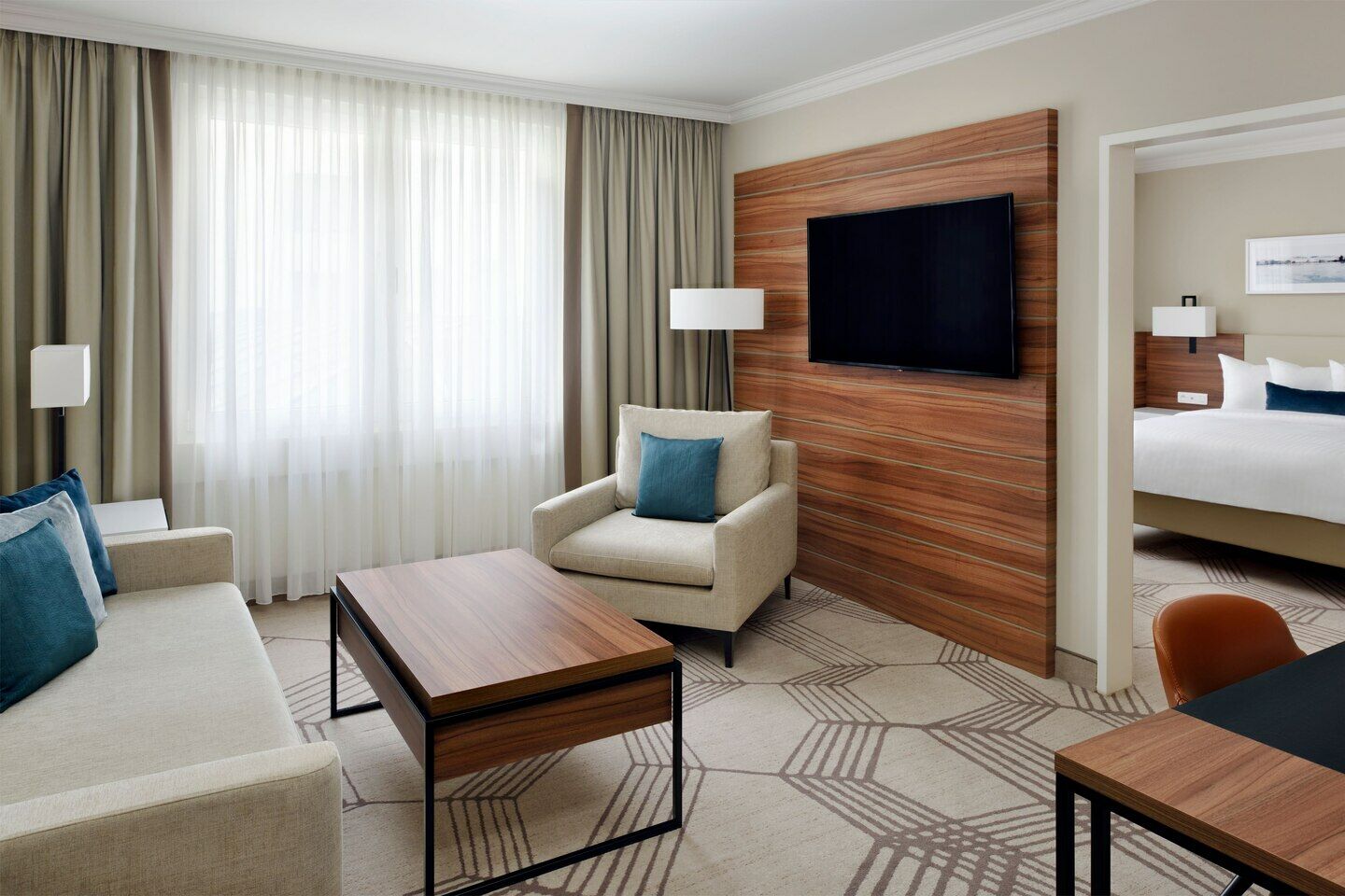 Family Suite Sofa,925090285:JPEG