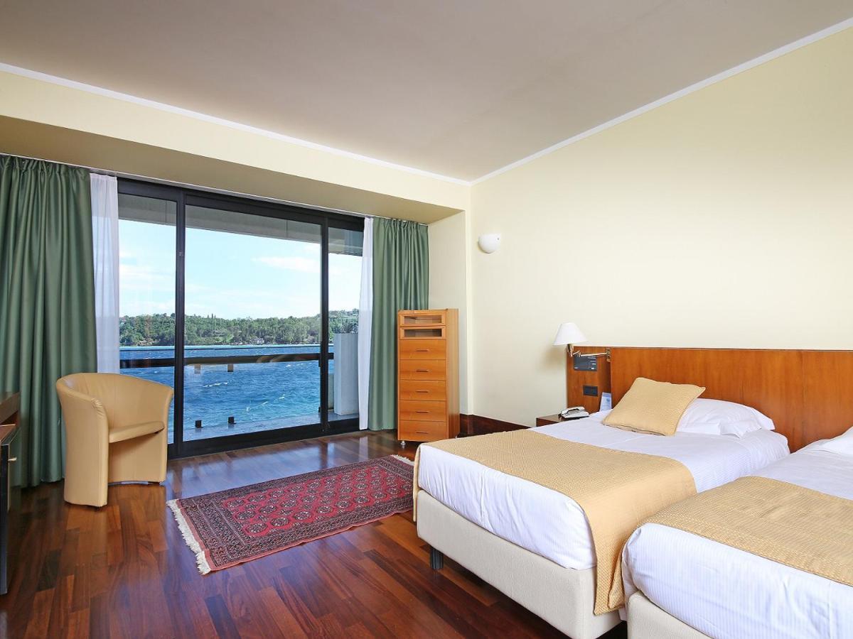 Prestige Doppelzimmer mit Balkon und Seeblick