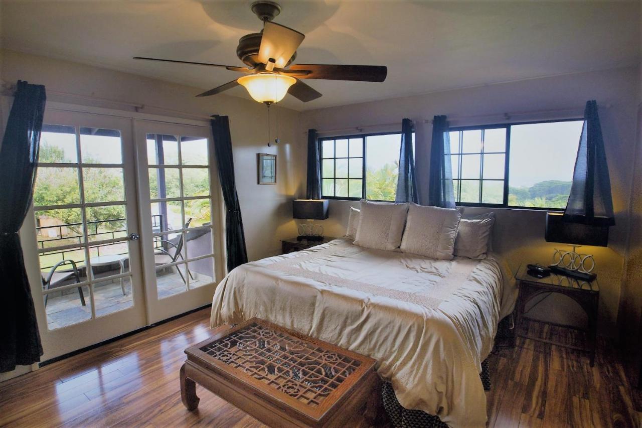 King Room with Balcony