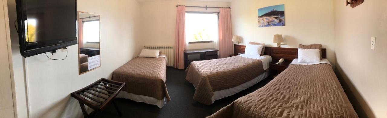 Triple Room (3 single Beds)