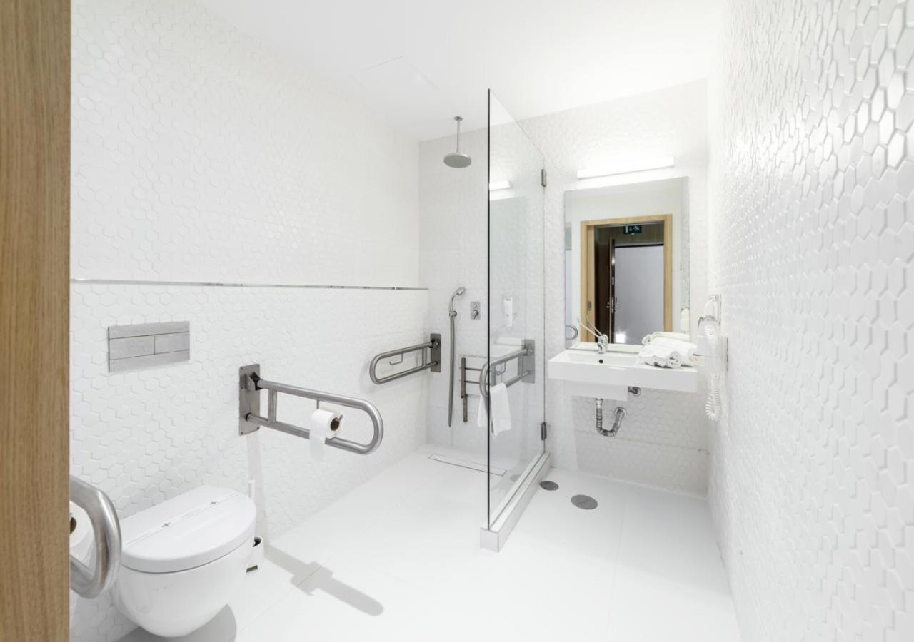 Double Room Disability Access,1563310783:JPEG