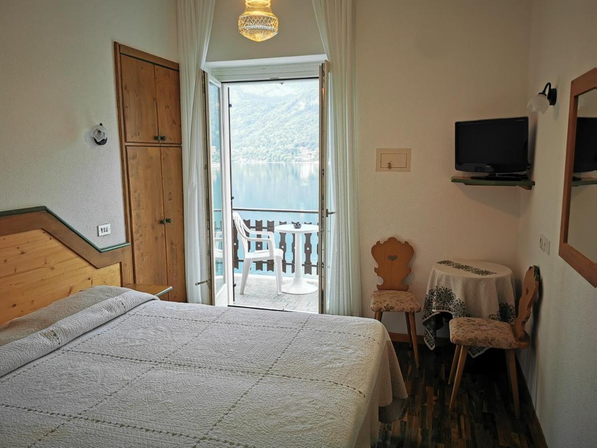 Double or Twin Room with Balcony and Lake and Mountain View