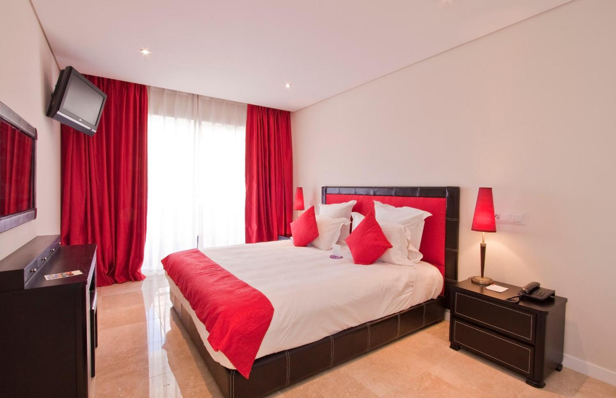 Luxury Three-Bedroom Suite