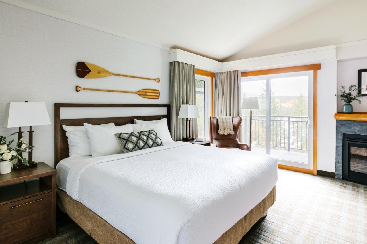 Pyramid Room - Two Queen beds
