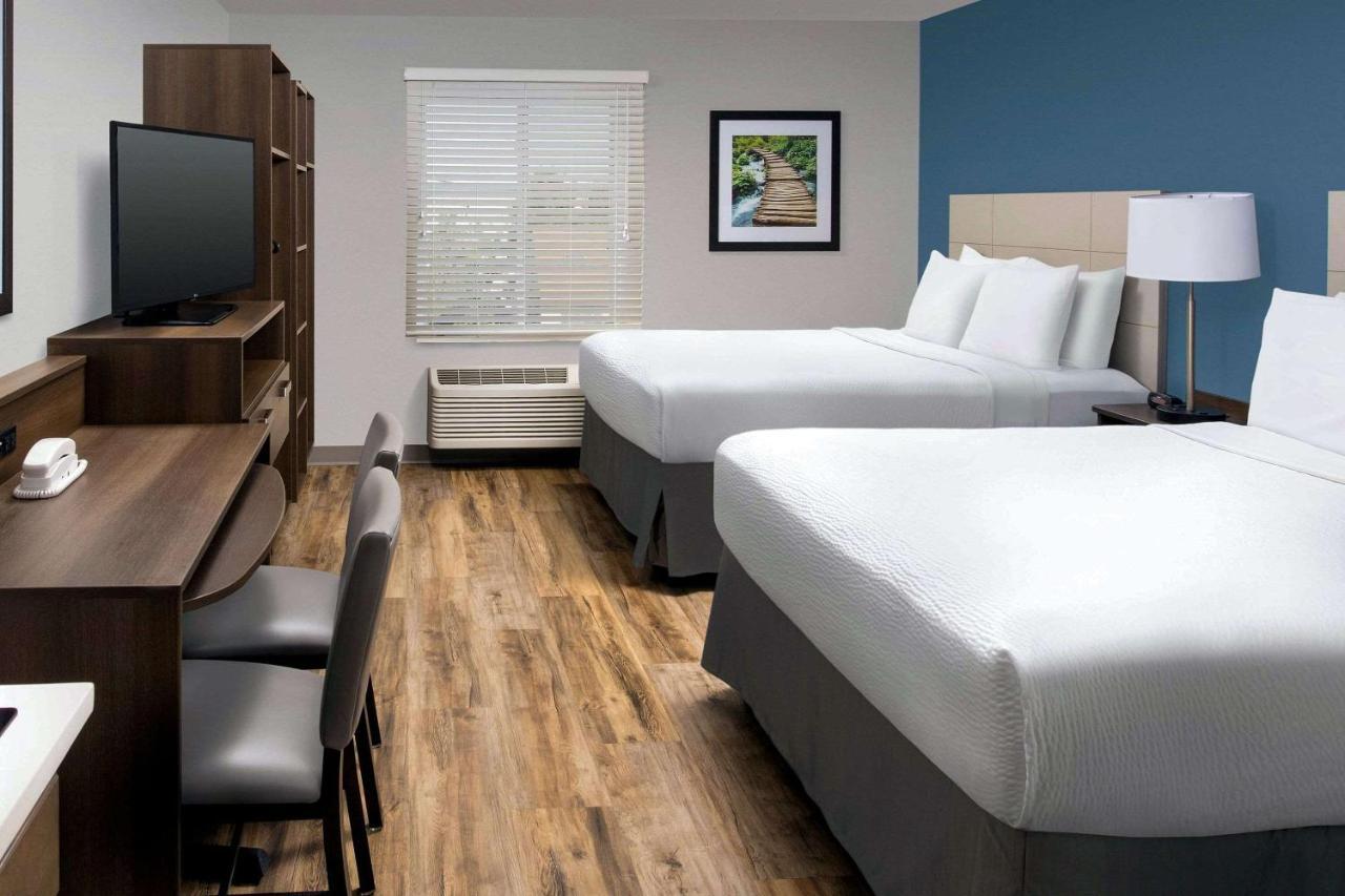 Standard Queen Room with Two Queen Beds - Non-Smoking