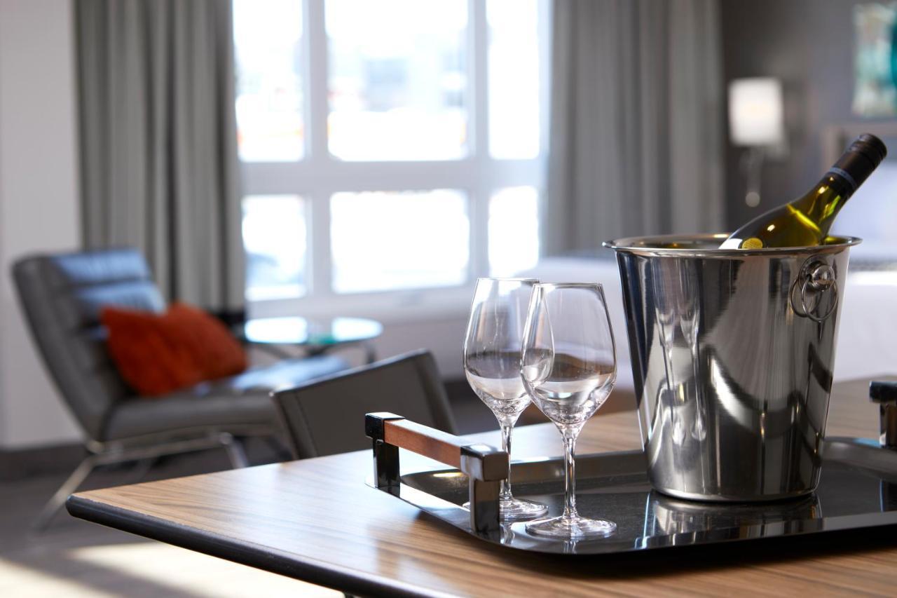 Suite - Second Floor