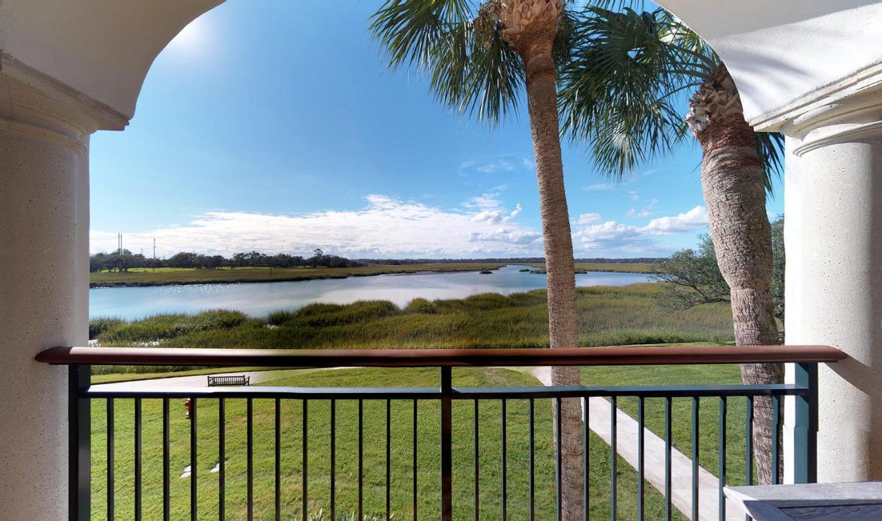 Queen Room with River View
