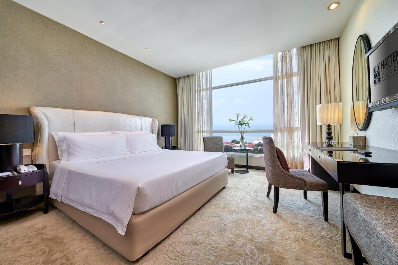 Premier Deluxe Suite