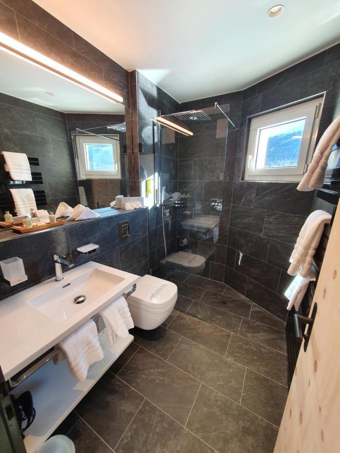 Double Room with Lake View