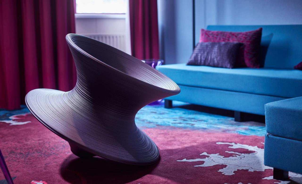 Deluxe Suite with Spa Bath