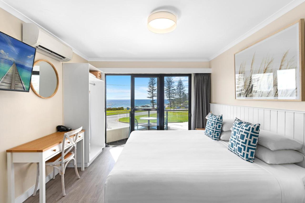Deluxe King Room with Ocean View