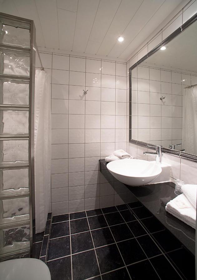Junior Suite  With Valley View