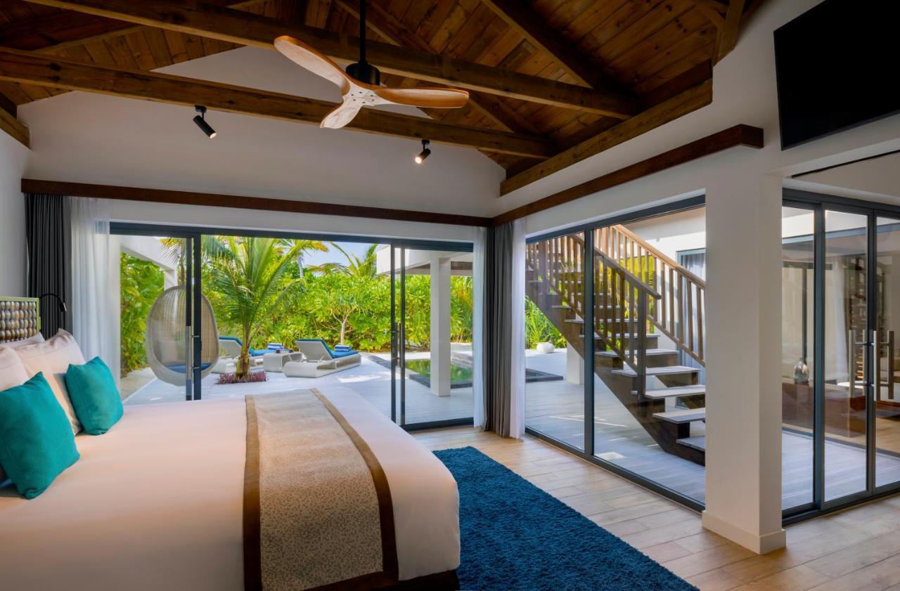 Beach Pool Villa Sunset Living space Sunbed & Swing daily flow chocolate hour snorkeling gear & non-motorized water sports