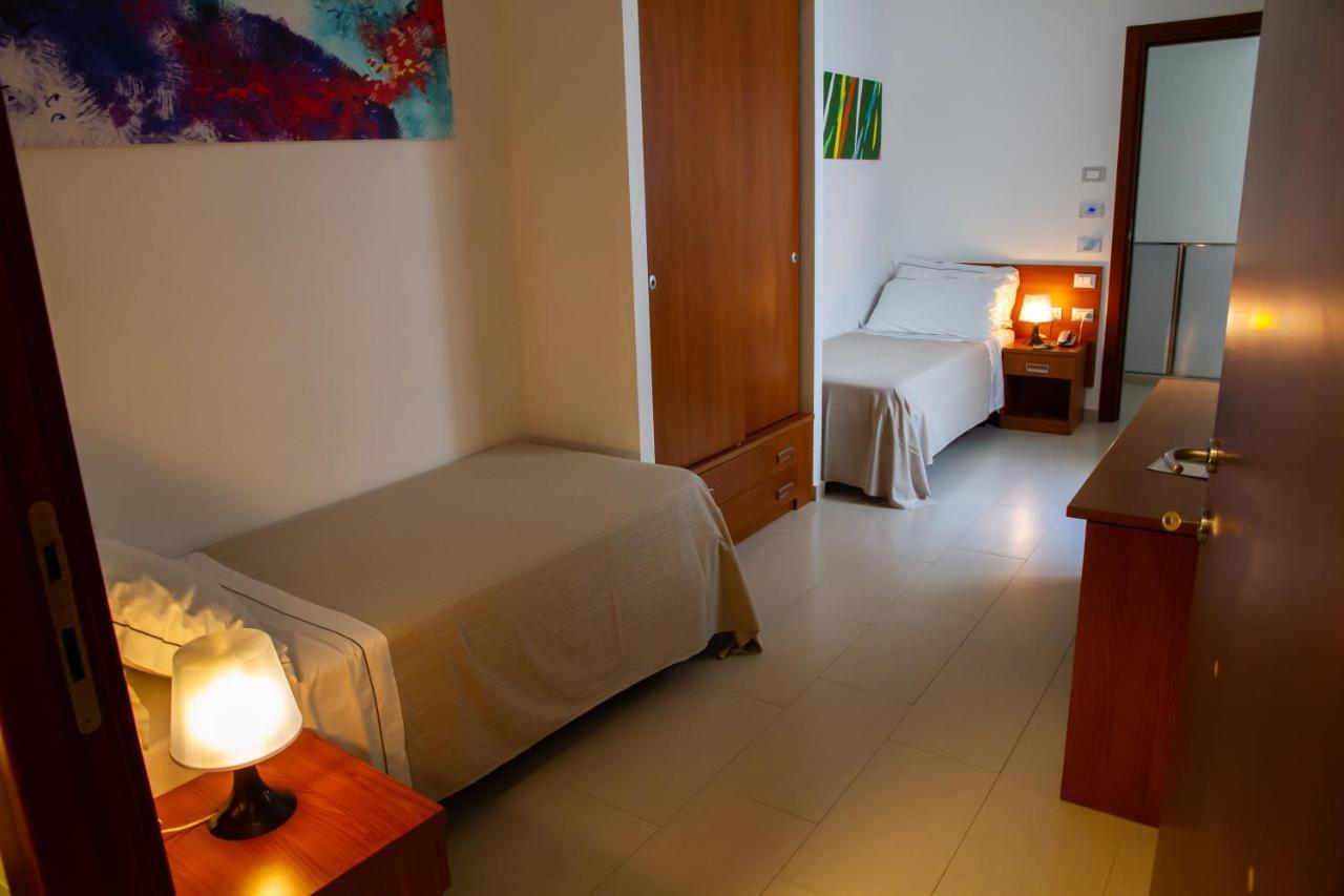 Economy Twin Room,1589411587:JPEG