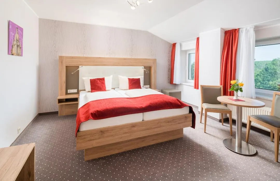 Hotel Rabennest-1