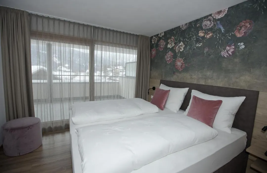 Hotel Goldener Adler-1