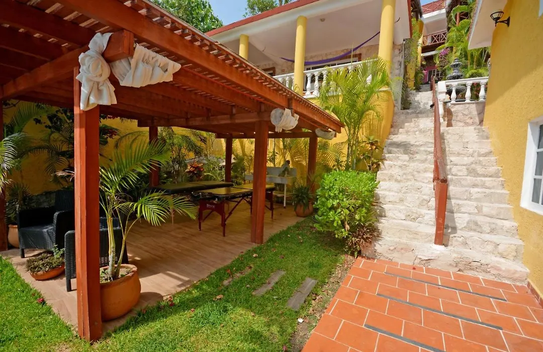 Hotel La Joya Isla Mujeres-1