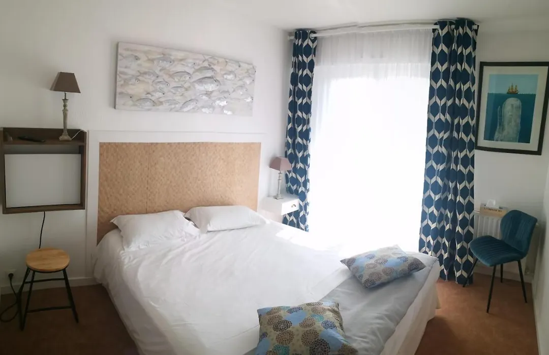 Hotel L'Ancre d'or-1