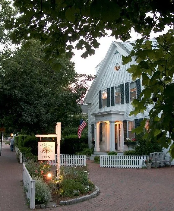 Ashley Inn-1