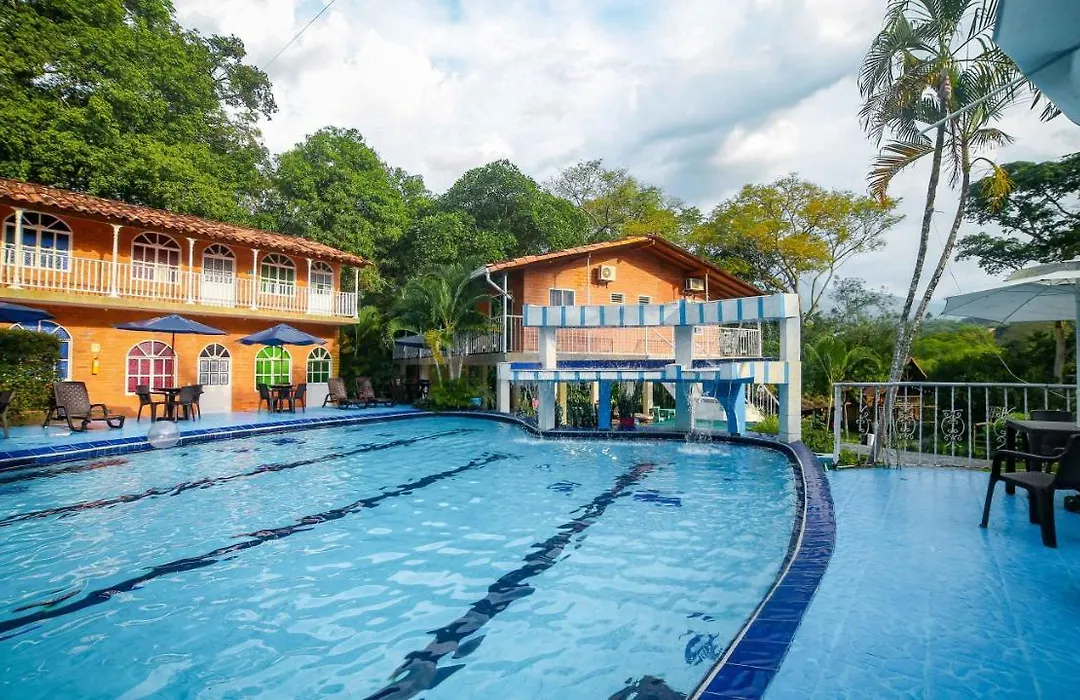 Hotel Porton de Occidente-1