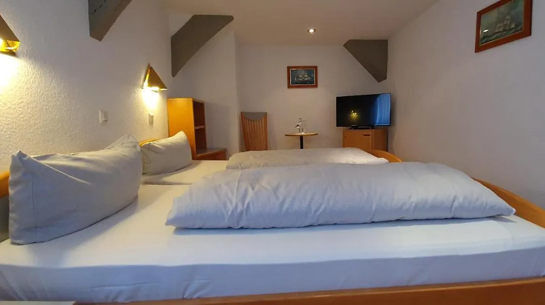Hotel zur Krone-1