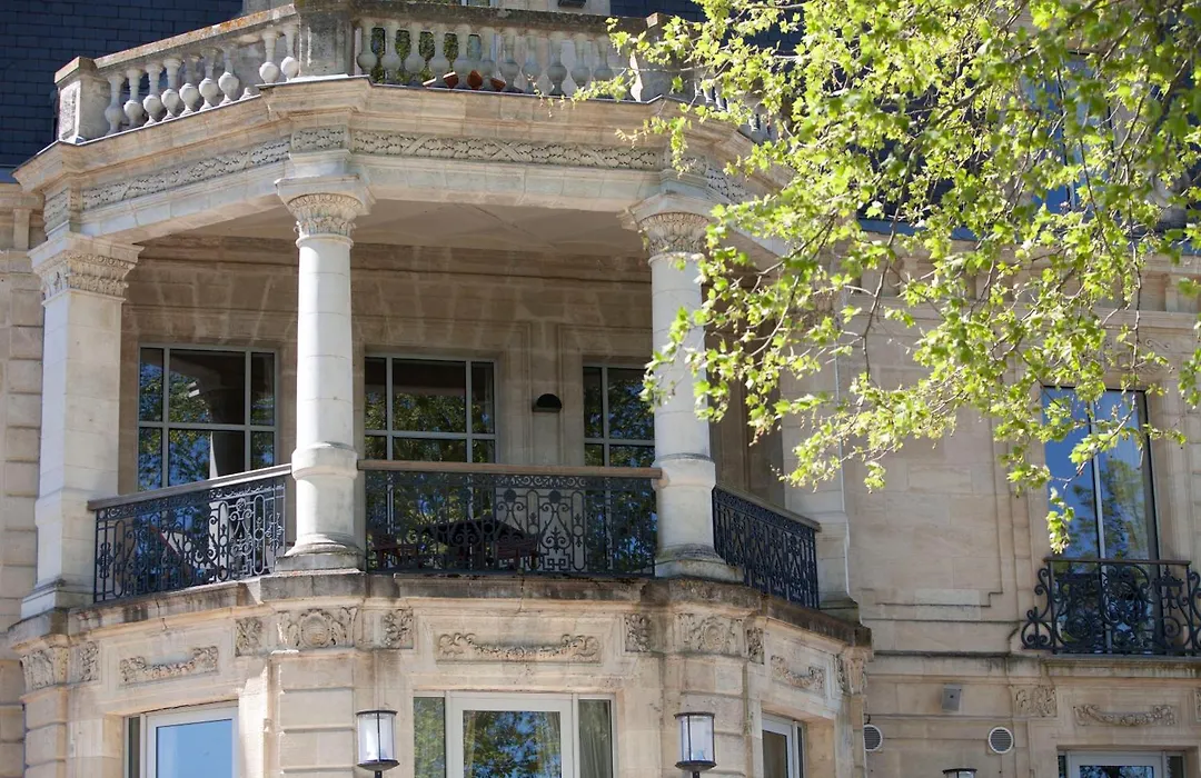Château Grattequina Hôtel-1