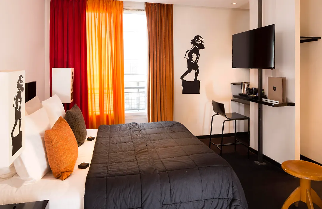 Hotel Le Chat Noir-1